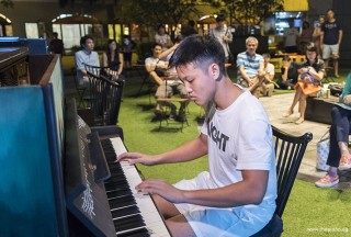 Pianovers Meetup #59, Chen Wenlong performing