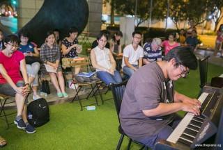Pianovers Meetup #76, Zafri performing