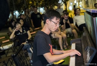 Pianovers Meetup #77, Mark Wong performing