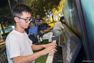 Pianovers Meetup #78, Max Zheng performing