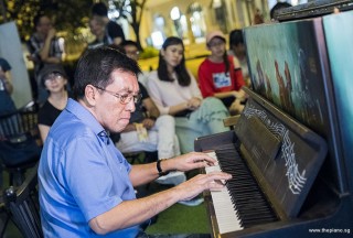 Pianovers Meetup #78, Chris Khoo performing