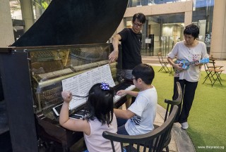 Pianovers Meetup #103, Wesley Chang, and Lim Ee Fong playing