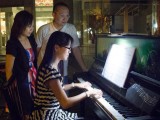 ThePiano.SG Teachers Outing #3, Liew Hui Jie plays while Pauline Tan and Sng Yong Meng look on