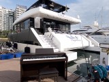 Pianovers Sailaway 2016, Casio CELVIANO AP-460 piano in front of the yacht