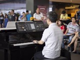 Pianovers Meetup #20, Isao performing to the crowds