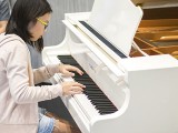 Pianovers Meetup #138, Giselle Teh performing