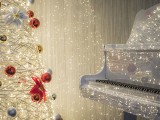 Pianovers Meetup #139, Piano with Christmas tree