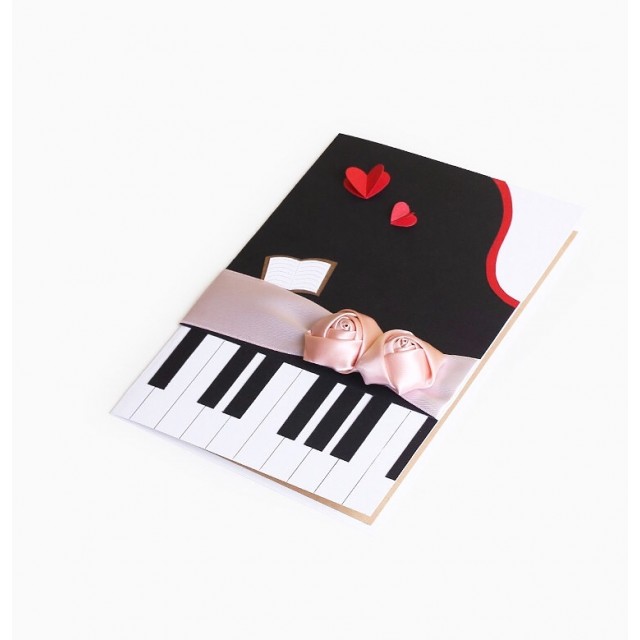 Piano-Shaped Card