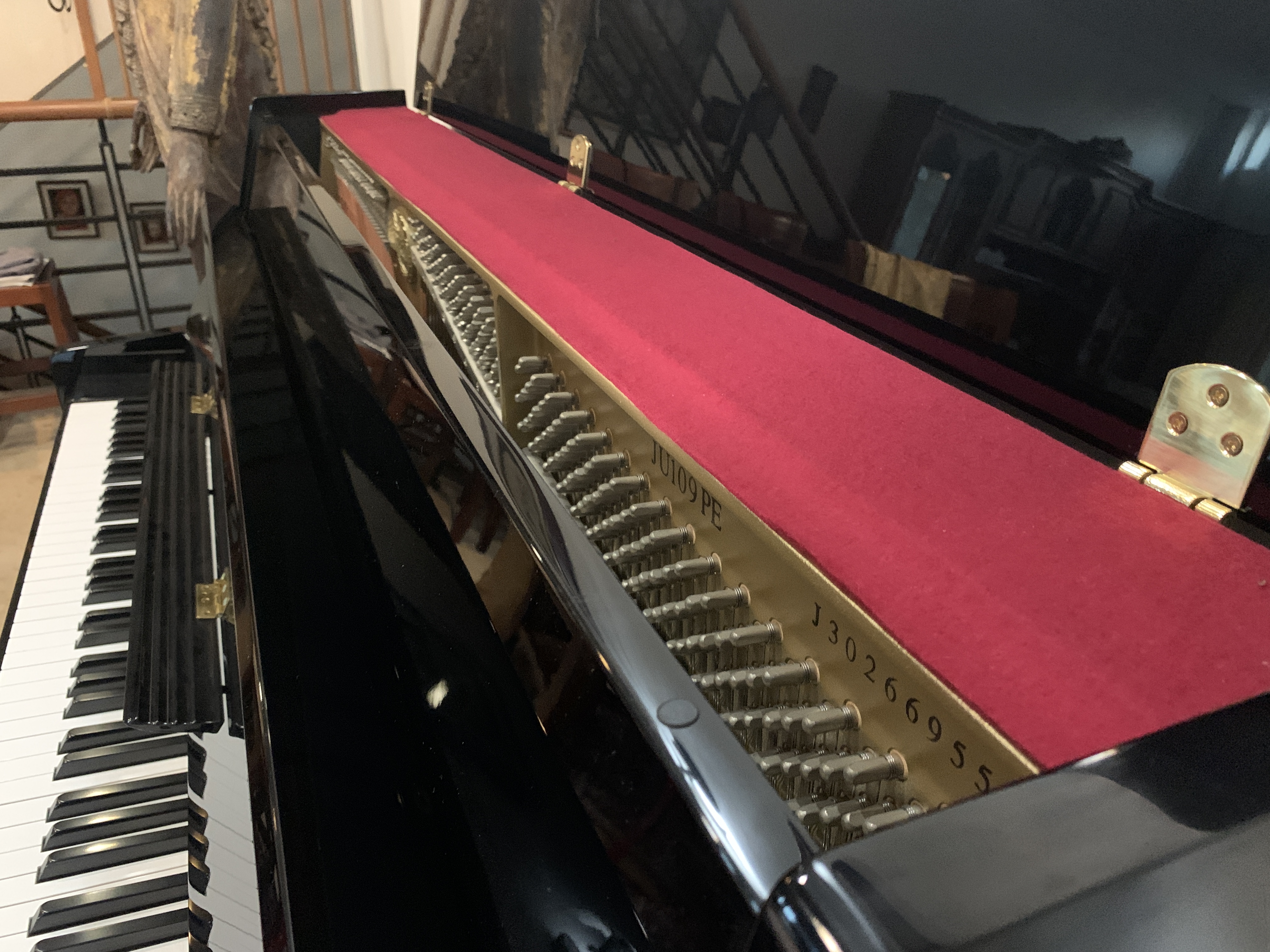 Yamaha U1 Piano JU109PE Used Piano ThePiano.SG
