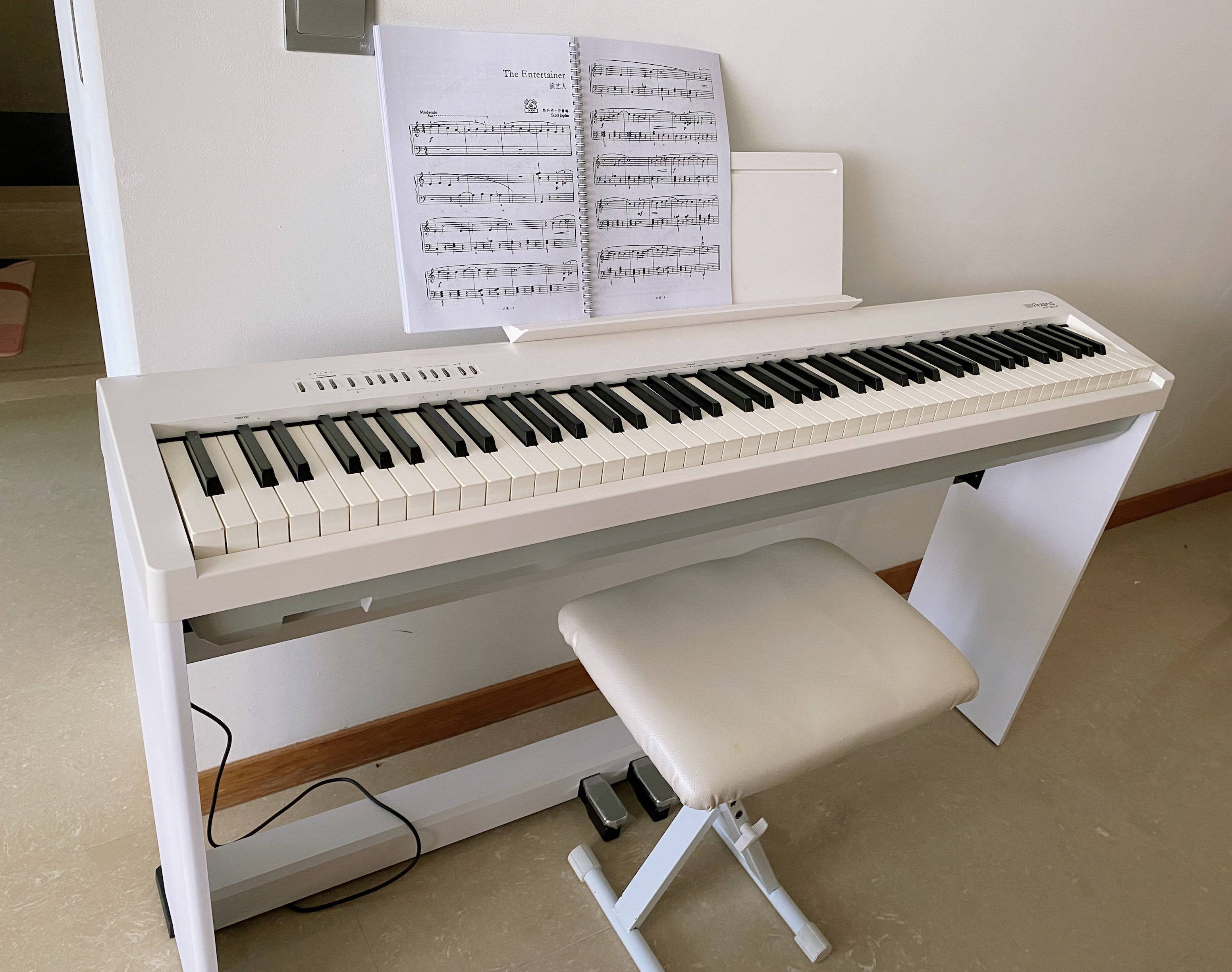 Roland FP30X - 1 month old, Used Piano